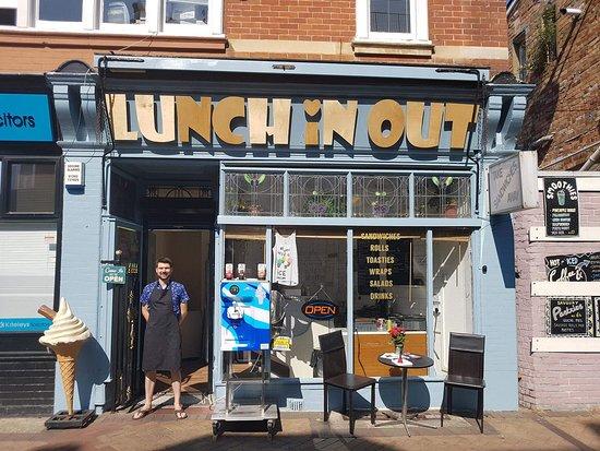 Lunch In Out